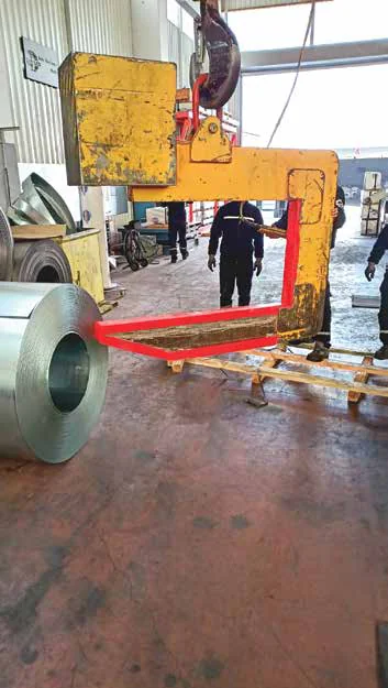 Rulo sac taşıma için poliüretan kaplı C kanca
